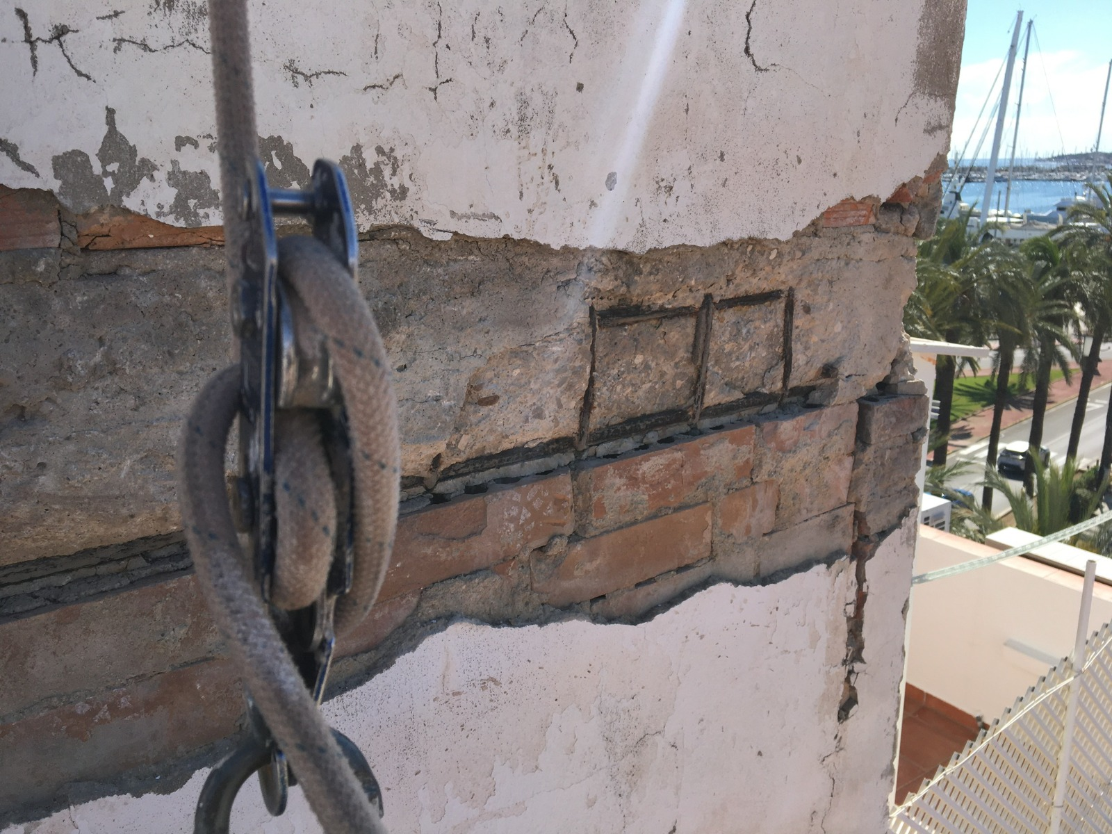 Rehabilitación de estructuras en ambiente marino - Carbonatación, pasivadores y refuerzos de vigas