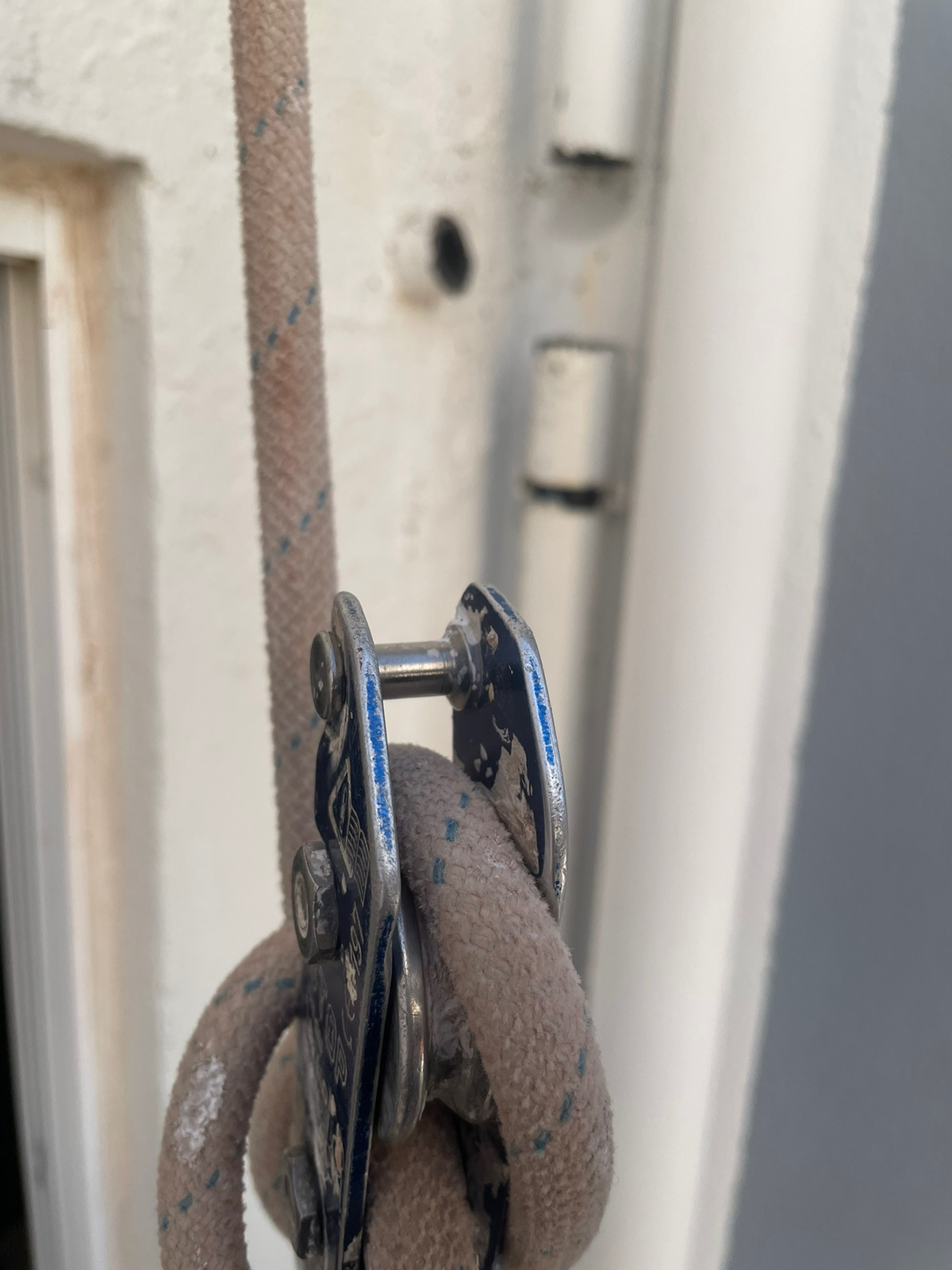 Sustitución de bajantes y ascendentes - Instalación rápida y económica sin andamios costosos