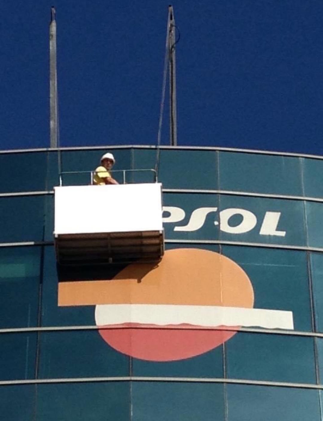 Mantenimiento de verticales - Limpieza de vidrios, sellados estancos y muros cortina sin andamios